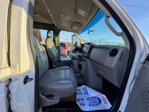 2014 Ford E-Series E-250