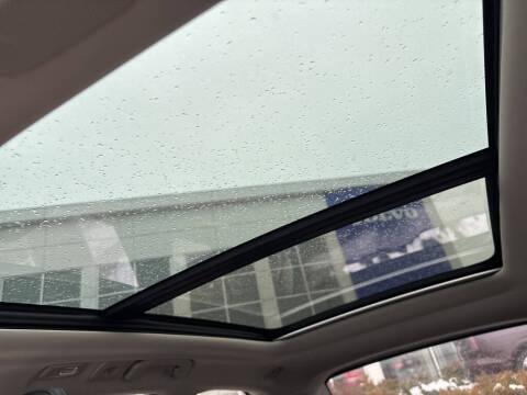 2025 Volvo XC60 B5 Plus Dark Theme