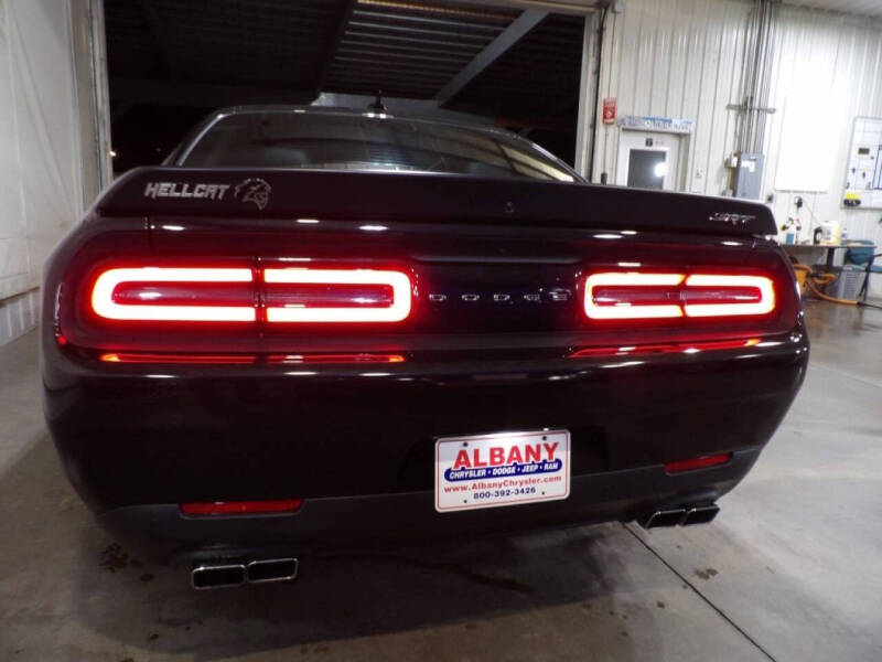 2015 Dodge Challenger SRT Hellcat