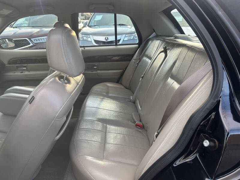 2010 Mercury Grand Marquis LS