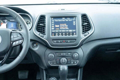 2023 Jeep Cherokee Altitude Lux