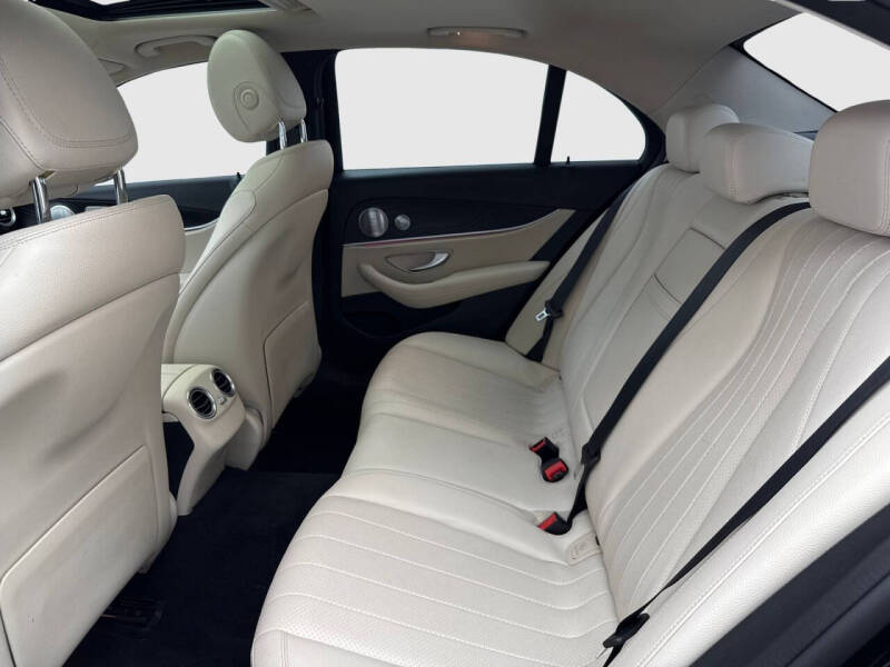 2019 Mercedes-Benz E-Class E 300