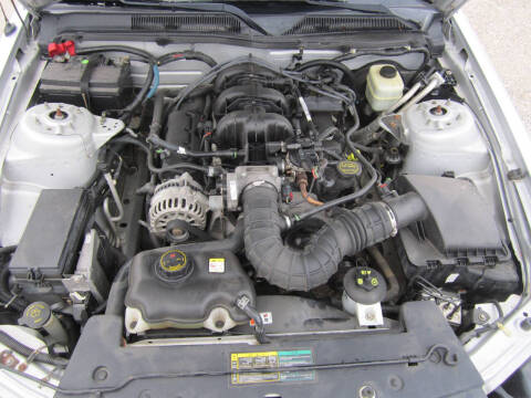 2006 Ford Mustang V6 Standard