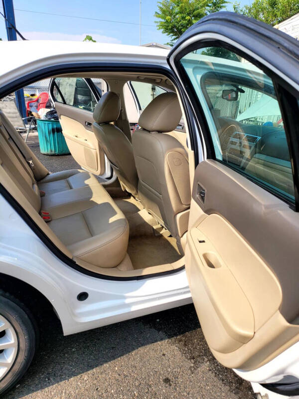 2009 Mercury Milan V6 Premier