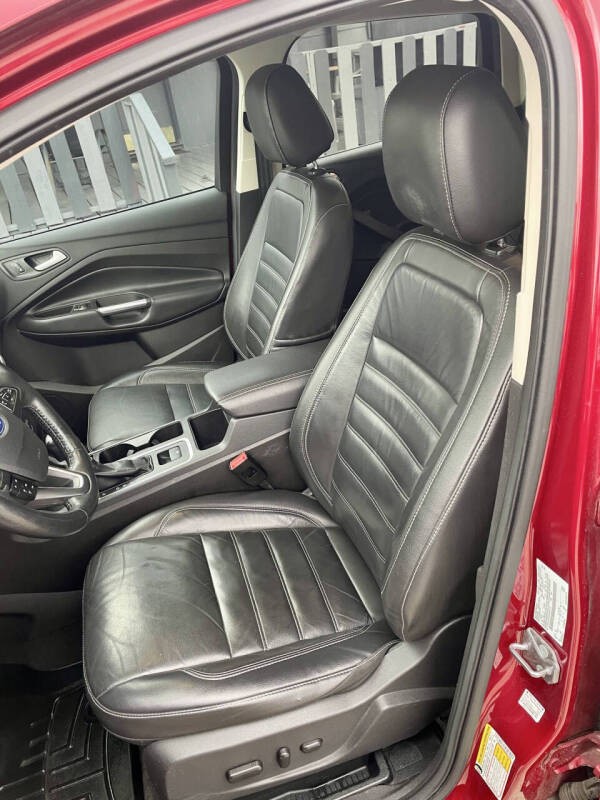 2017 Ford Escape Titanium