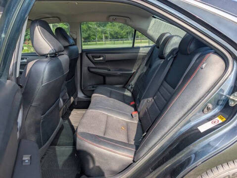 2016 Toyota Camry SE