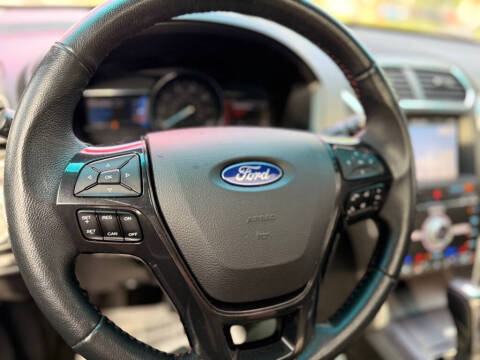 2017 Ford Explorer Sport