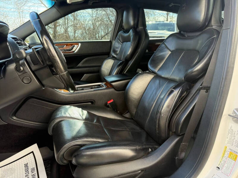 2017 Lincoln Continental Reserve