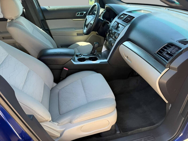 2014 Ford Explorer