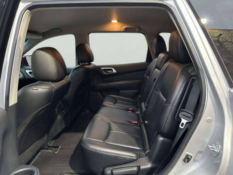 2014 Nissan Pathfinder SL