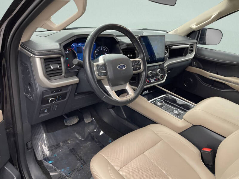 2023 Ford Expedition MAX XLT