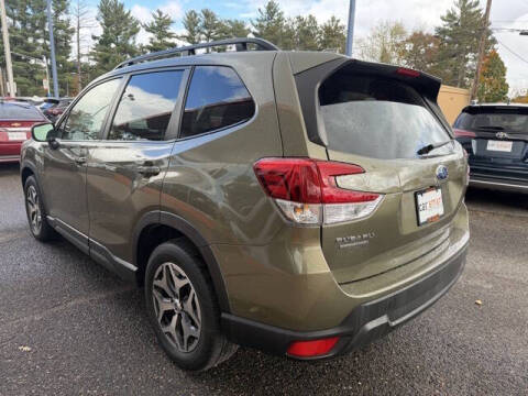 2022 Subaru Forester Premium