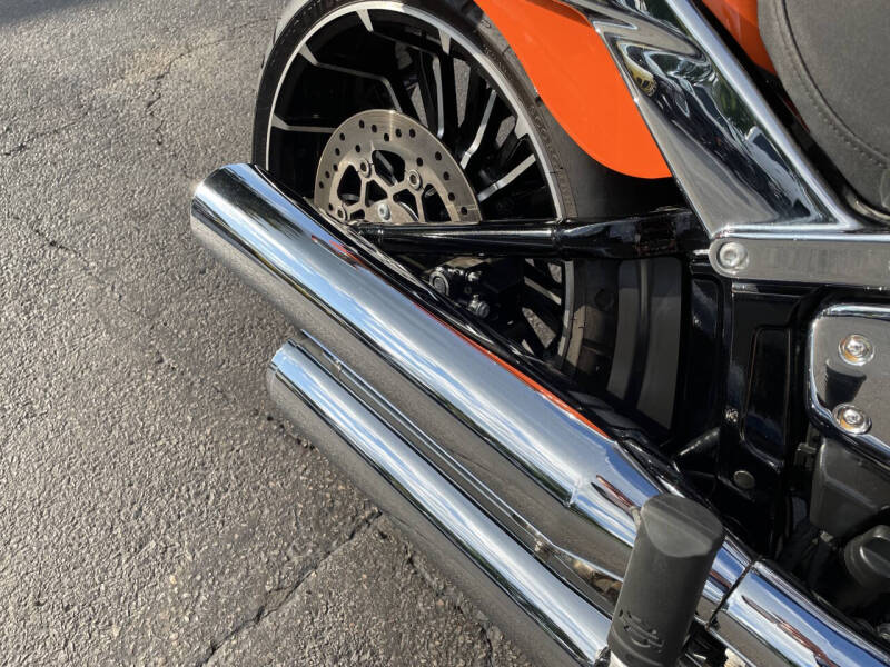 2023 Harley-Davidson SOFTAIL BREAKOUT