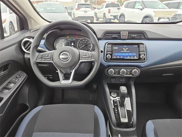 2025 Nissan Versa SV