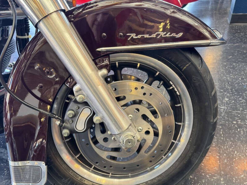 2005 Harley-Davidson FLHRCI - Road King Class