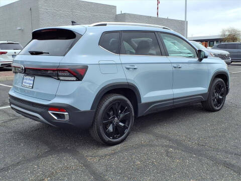 2026 Volkswagen Taos SE