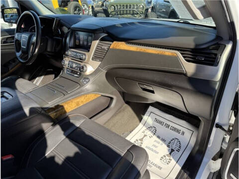 2017 GMC Yukon XL Denali