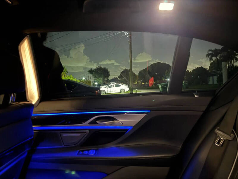 2019 BMW 7 Series 740i