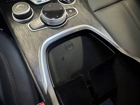 2023 Alfa Romeo Stelvio Sprint