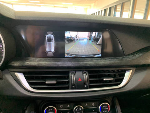 2022 Alfa Romeo Stelvio Sprint