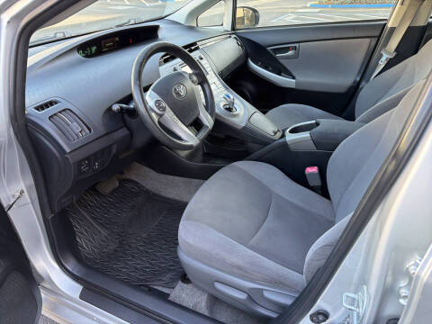 2013 Toyota Prius Three