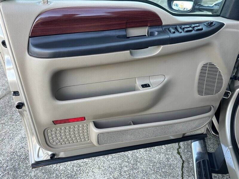 2005 Ford Excursion Limited