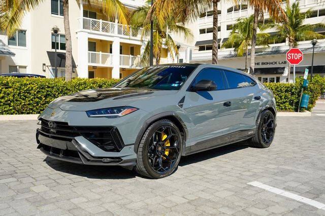 2023 Lamborghini Urus Performante