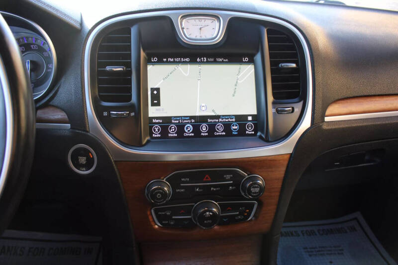 2017 Chrysler 300 C Platinum