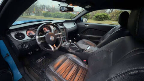 2012 Ford Mustang V6 Premium