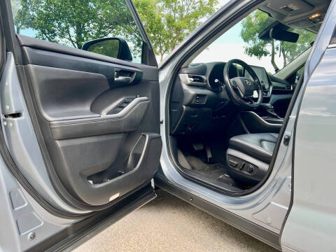 2020 Toyota Highlander XLE