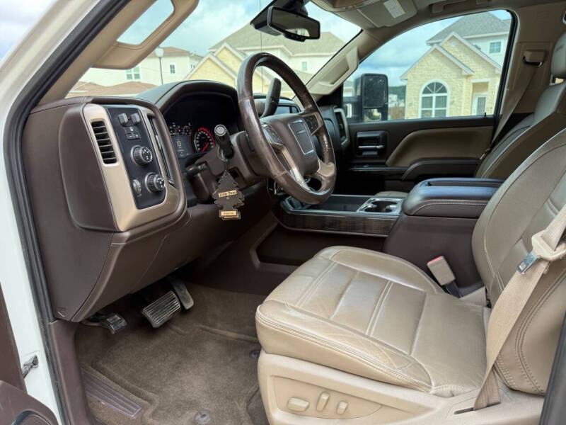 2015 GMC Sierra 3500HD Denali