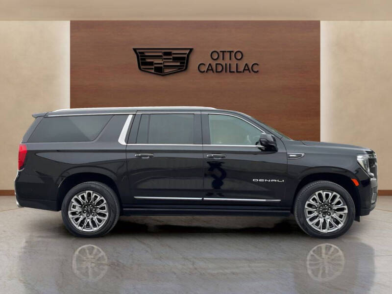 2023 GMC Yukon XL Denali Ultimate