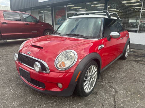 2010 MINI Cooper for sale at Car Online in Roswell GA