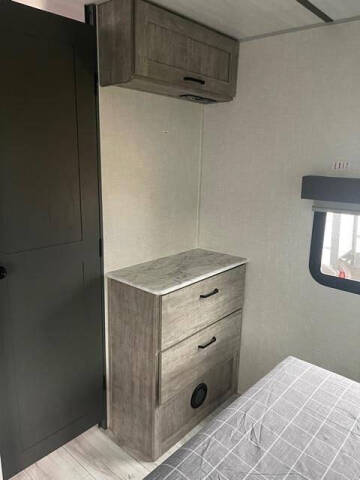 2023 Forest River Surveyor 263RKSS