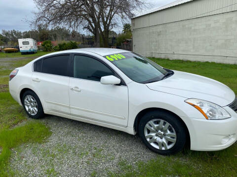 2012 Nissan Altima for sale at Quintero's Auto Sales in Vacaville CA