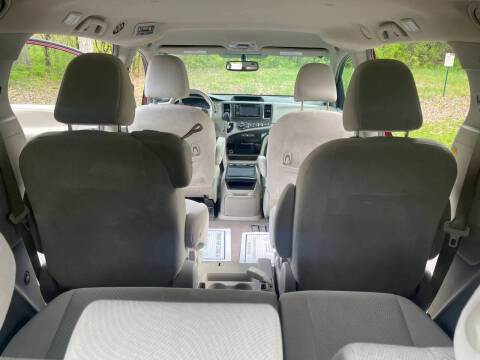 2014 Toyota Sienna