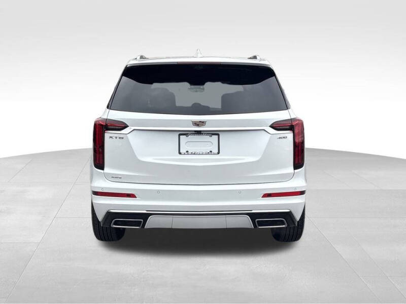 2025 Cadillac XT6 Premium Luxury