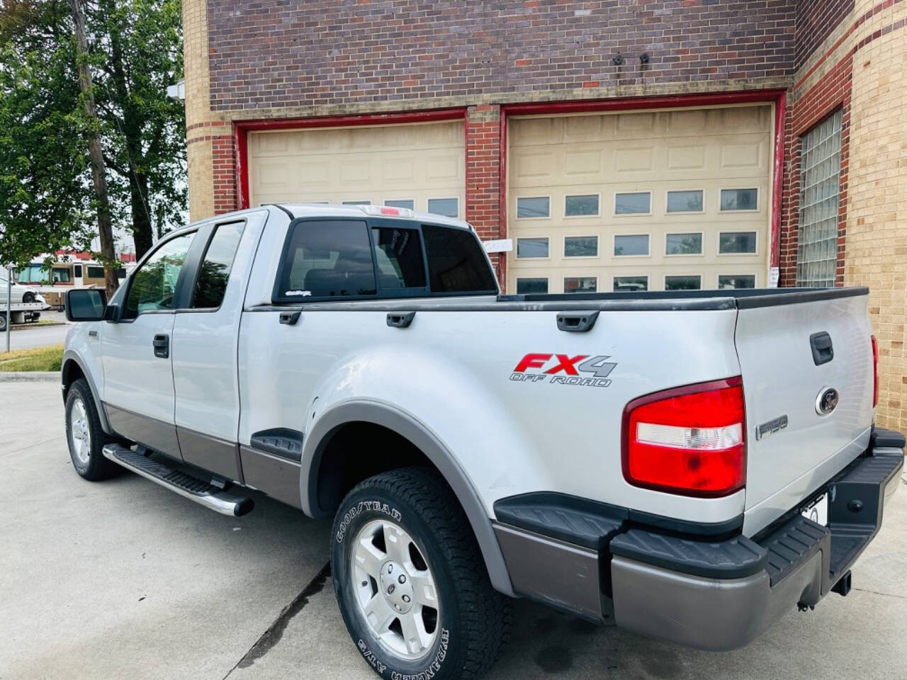 2006 Ford F-150 for sale at American Dream Motors in Winchester, VA