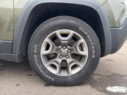 2019 Jeep Cherokee Trailhawk