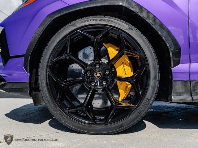 2023 Lamborghini Urus Performante