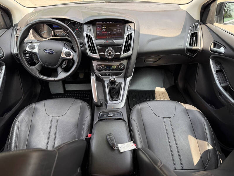 Used 2013 Ford Focus Titanium with VIN 1FADP3N27DL182279 for sale in East Rochester, NY