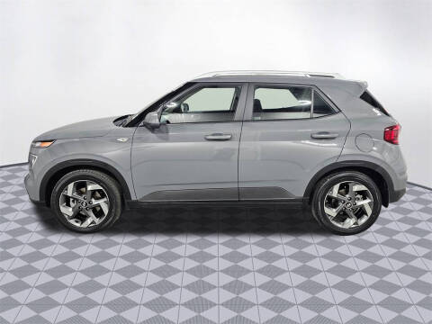 2022 Hyundai Venue SEL