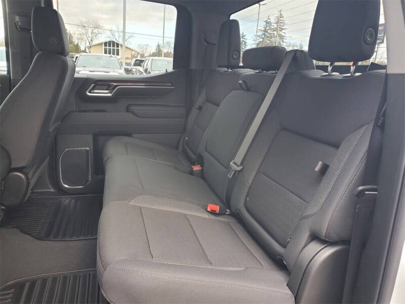 2026 GMC Sierra 1500 Elevation Standard