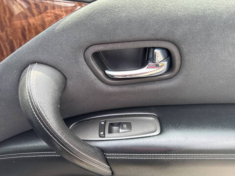 2018 Nissan Armada SV