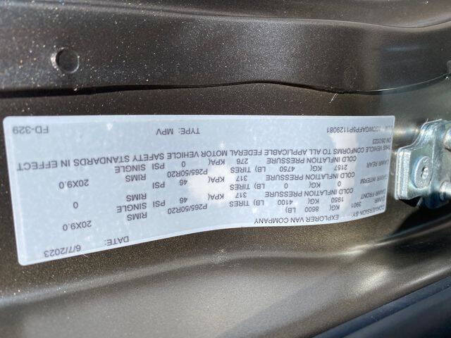2023 Chevrolet Express 2500