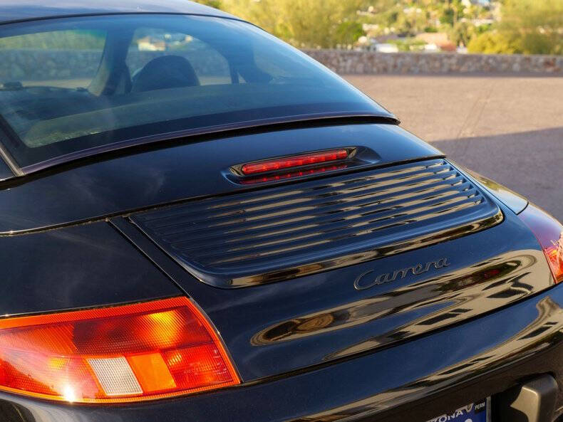 1999 Porsche 911 Carrera
