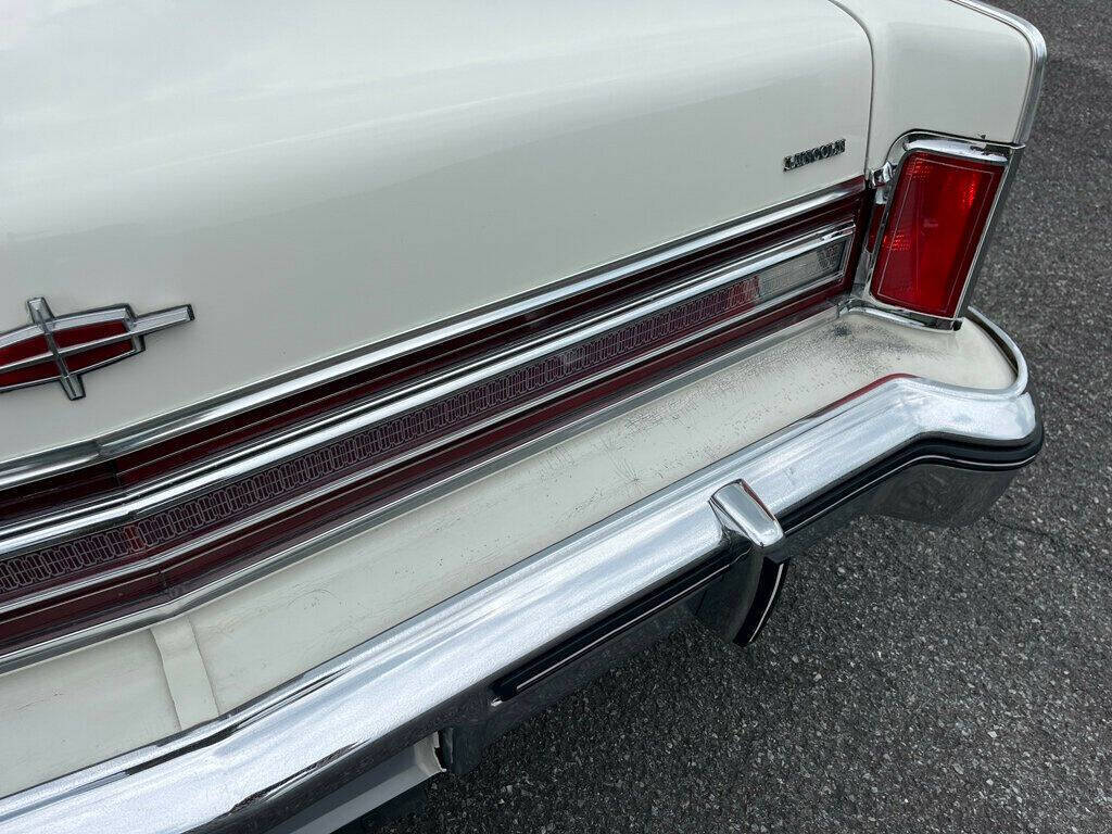 1976 Lincoln Continental 8