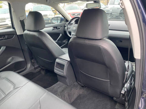 2012 Volkswagen Passat TDI SE