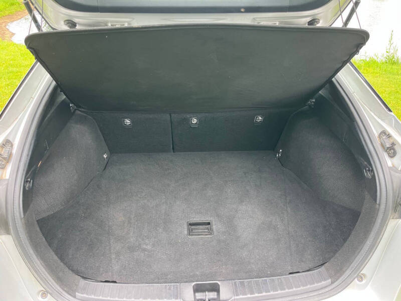2016 Toyota Prius Two