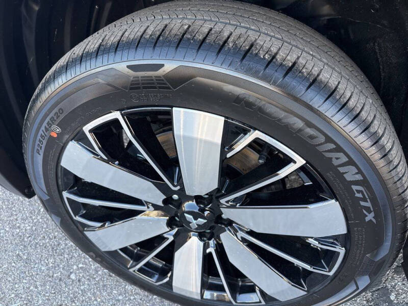2026 Mitsubishi Outlander SE